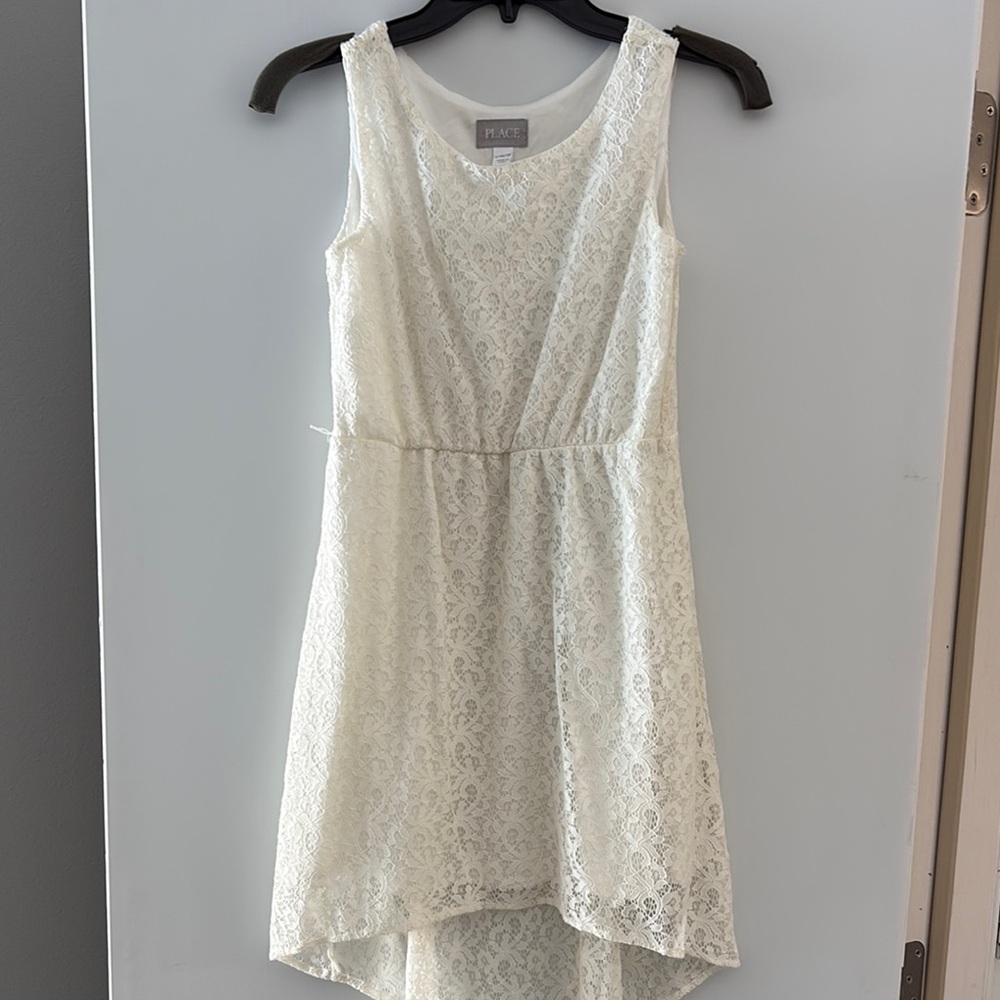 Elegant White Lace Dress
